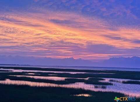 40 NORTHPOINTE Drive, Rockport, TX 78382