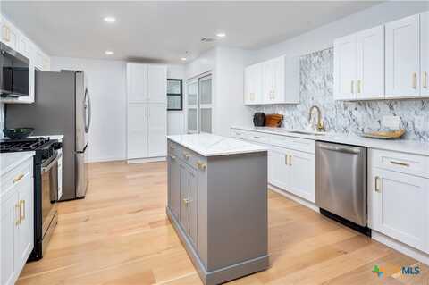 7803 Manassas Drive, Austin, TX 78745