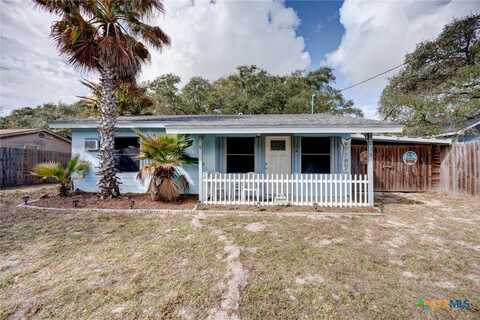 713 N Kossuth Street, Rockport, TX 78382