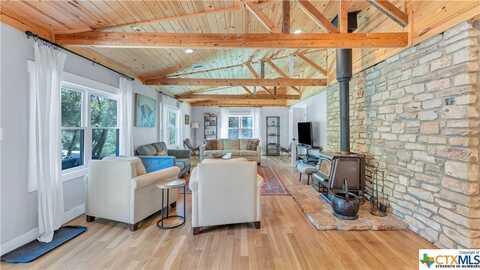 606 Deer Lake Cove, Wimberley, TX 78676