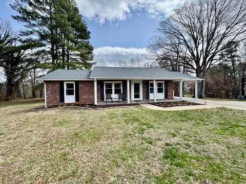 1022 Highland Hills Drive, Halifax, VA 24558