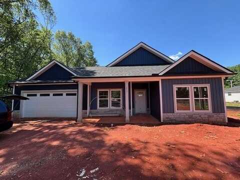 177 Cedar Avenue, Wellford, SC 29385