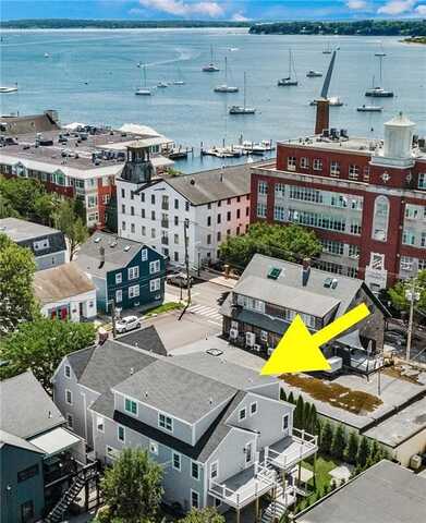 21 Bradford Street, Bristol, RI 02809