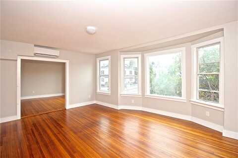 140 Broadway, Newport, RI 02840