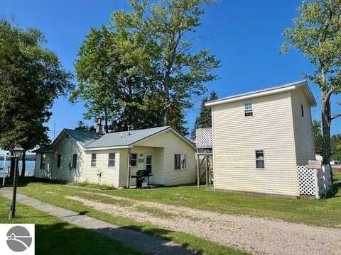 9137 N Lake Shore Drive, Grayling, MI 49738