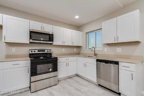 210 E Elm Street, Tucson, AZ 85705