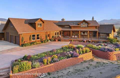 14 TABLE TOP Drive, Dubois, WY 82513