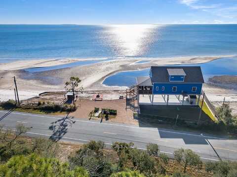 2324 Coastal Highway 98 W, Carrabelle, FL 32322