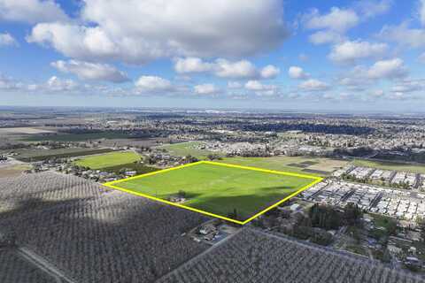 11108 Avenue 272, Visalia, CA 93277