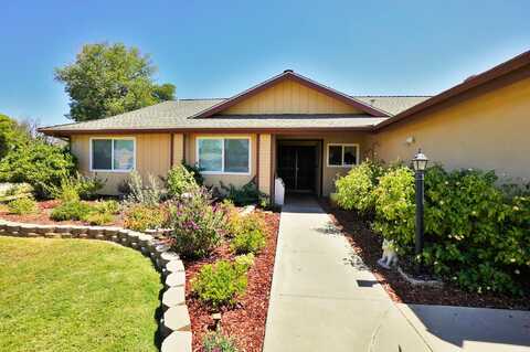 465 Mike Court, Lemoore, CA 93245