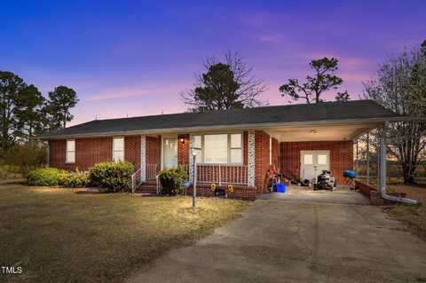 107 Moyton Avenue, Stantonsburg, NC 27883