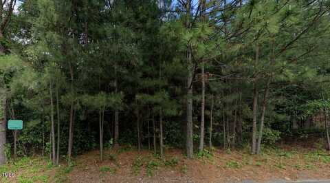 871 W Lowe Avenue, Southern Pines, NC 28387