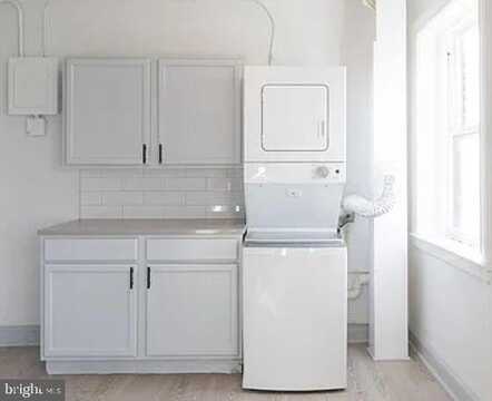 817 SAINT PAUL STREET, BALTIMORE, MD 21202