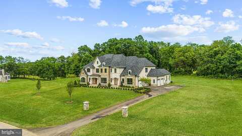 SEABISCUIT PARK PLACE, MIDDLEBURG, VA 20117