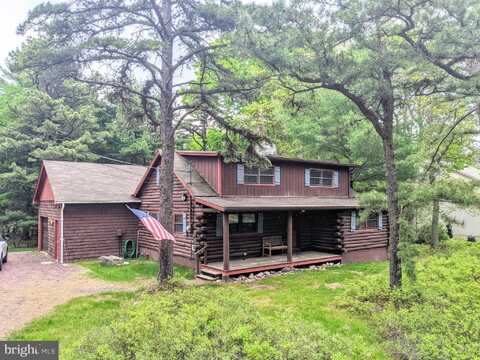 58 HICKORY ROAD, LAKE HARMONY, PA 18624