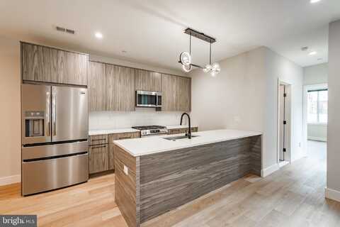 626 W NORRIS STREET, PHILADELPHIA, PA 19122