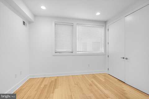 412 N FRONT STREET, PHILADELPHIA, PA 19123