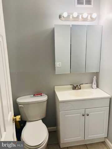 86 BARNEGAT BOULEVARD, BARNEGAT, NJ 08005