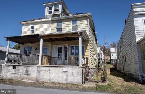 138 RAILROAD STREET, LOCUST GAP, PA 17840