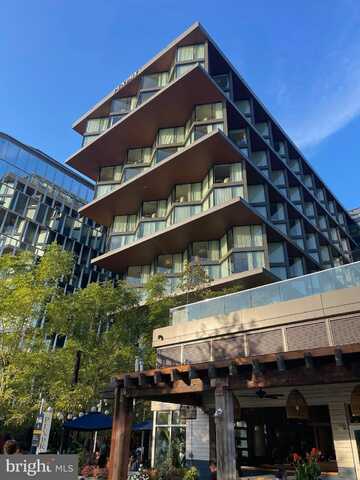 45 SUTTON SQUARE SW, WASHINGTON, DC 20024