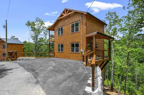 1864 Blue Tick Way, Sevierville, TN 37876