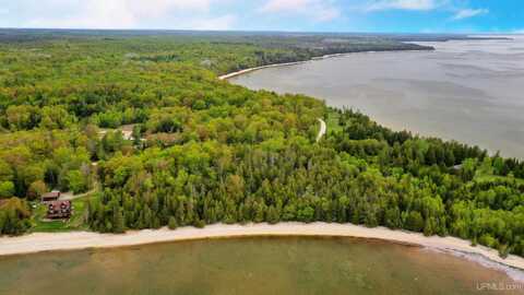 tbd barques, Manistique, MI 49854