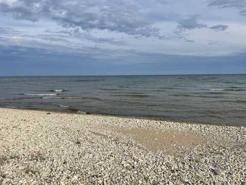 tbd barques, Manistique, MI 49854