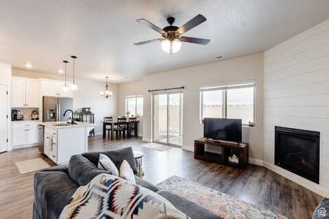 3084 W HEMLOCK, Cedar City, UT 84721