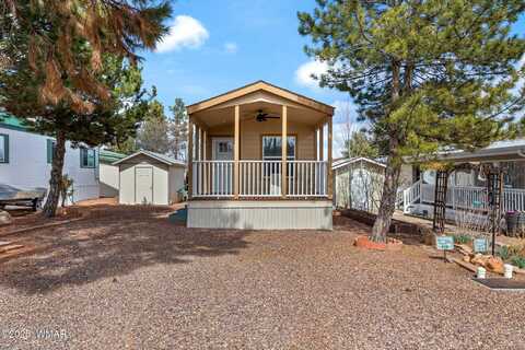 2206 Wrangler Way, Overgaard, AZ 85933