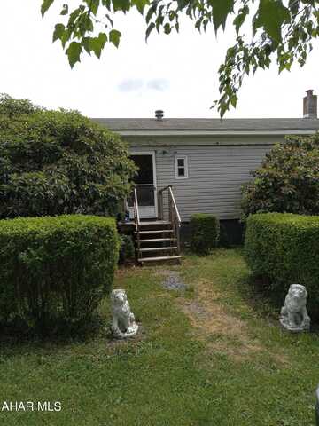 1803 Munster Road, Portage, PA 15946