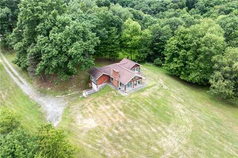 117 Stoneys Ln, Jackson, PA 16063