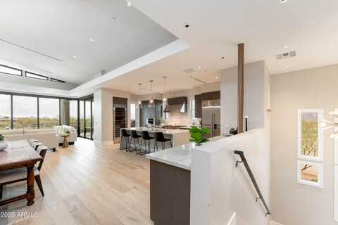 37200 N CAVE CREEK Road, Scottsdale, AZ 85262