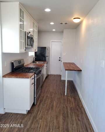 4248 N 12TH Street, Phoenix, AZ 85014