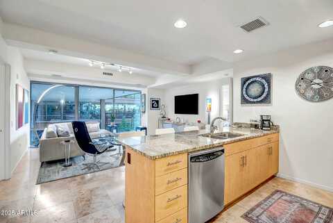 7121 E RANCHO VISTA Drive, Scottsdale, AZ 85251
