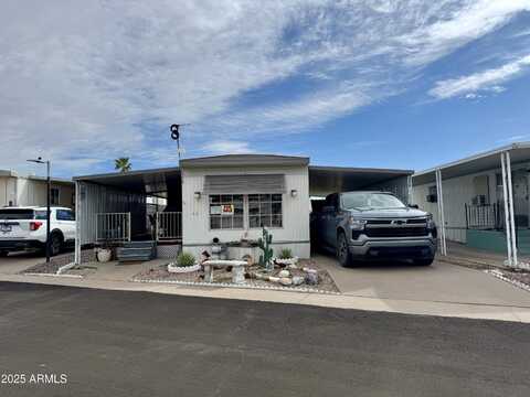 10220 E APACHE Trail, Apache Junction, AZ 85120
