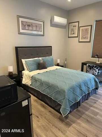 18233 N 13TH Place, Phoenix, AZ 85022