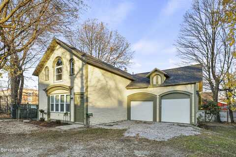 55 Pomeroy Ave, Pittsfield, MA 01201