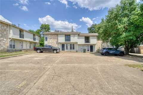2400 Toro Lane, Bryan, TX 77807
