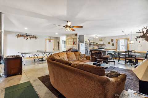 679 Wolf Pen Hollow Road, Camdenton, MO 65020