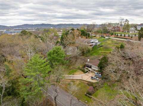 1608 Riverview Road, Chattanooga, TN 37405