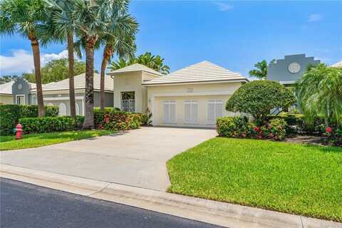 1135 SAINT GEORGES LANE, VERO BEACH, FL 32967