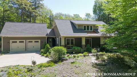 7 PEPPERS TRAIL, MONTAGUE, MI 49437