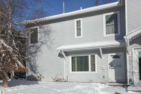 709 LAKE AVENUE, TRAVERSE CITY, MI 49684