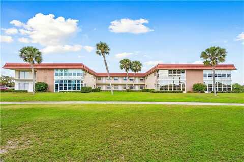 65 WOODLAND DRIVE 106, VERO BEACH, FL 32962