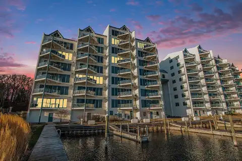 2964 LAKESHORE DRIVE, MUSKEGON, MI 49441