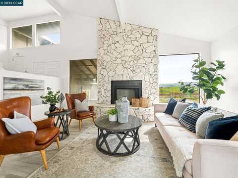 14740 Altamont Pass Rd, Mountain House, CA 95391