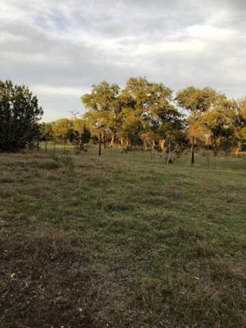 40 EF Whitetail Run, Uvalde, TX 78801