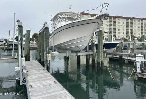 100 Olde Towne Yacht Club Drive, Beaufort, NC 28516