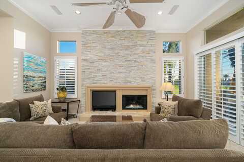 667 Box Canyon Trail, Palm Desert, CA 92211