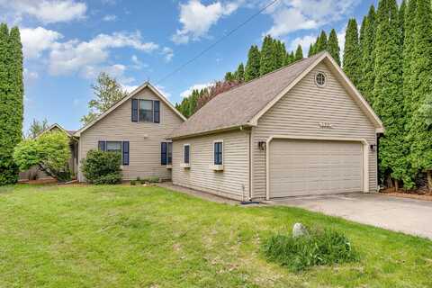 5313 S Pine, Beaverton, MI 48612